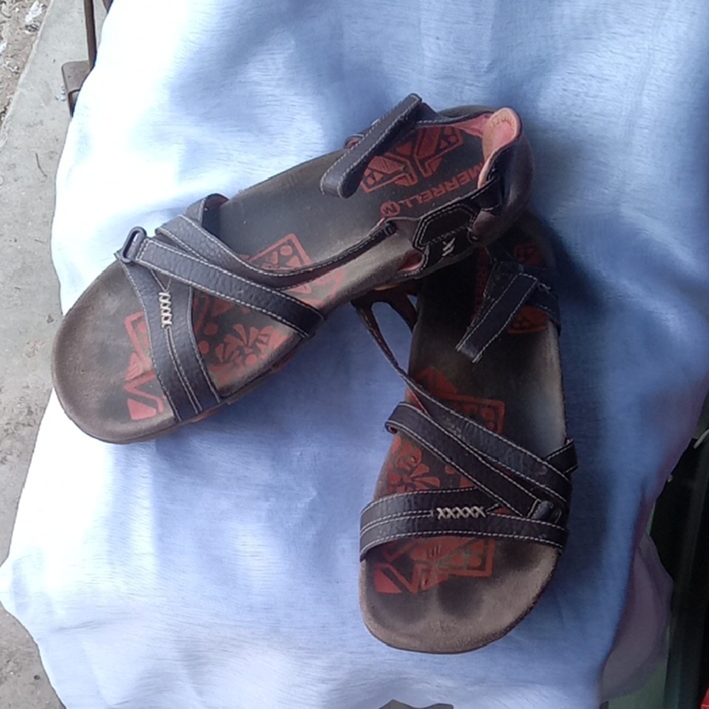 Merrell Brown Sandals with Leather Straps